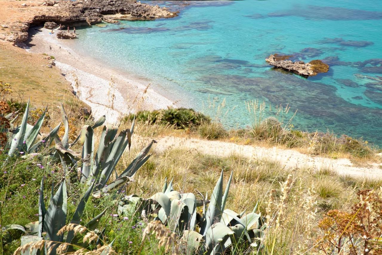 Perla Di Mare Appartamenti Castelluzzo Exterior foto